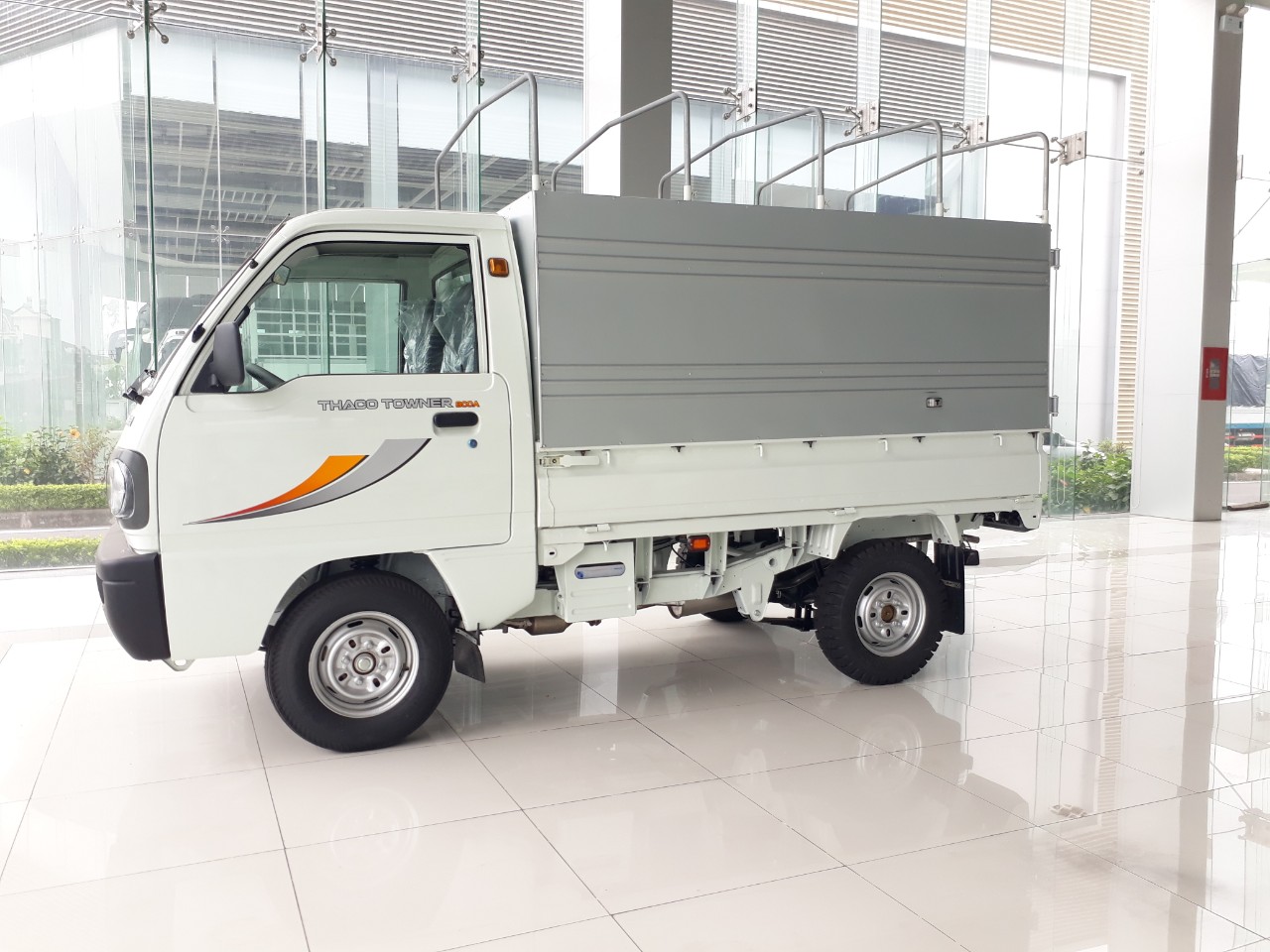 thaco towner 800 mui bạt